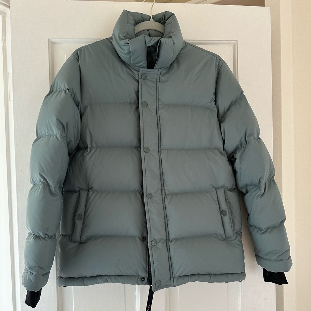 Aritzia Super Puff